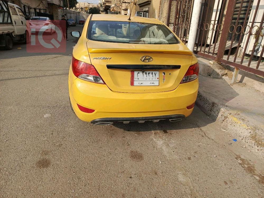 هیوندای ئەکسنت